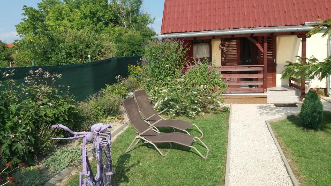 Levendula Haz Villa Lipot Bagian luar foto